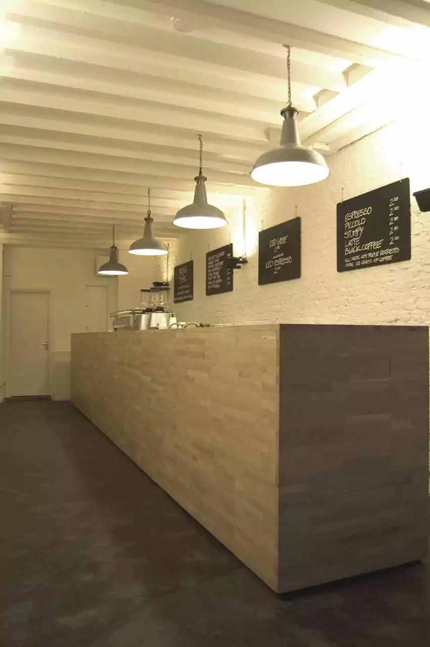 Mini Bar Mirach Interior