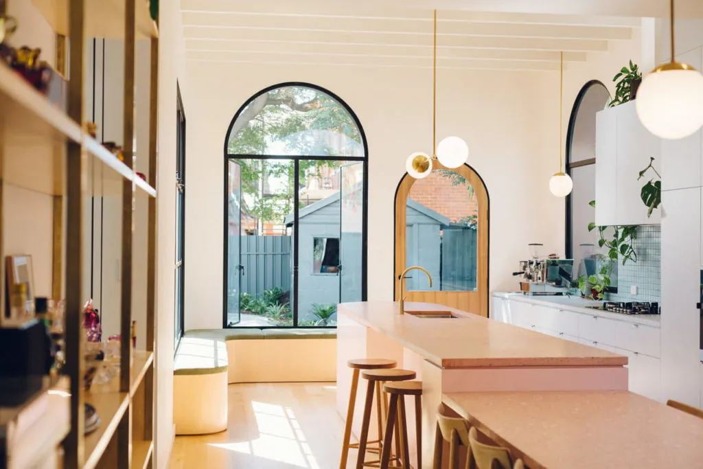 meja dapur granit warna cream
