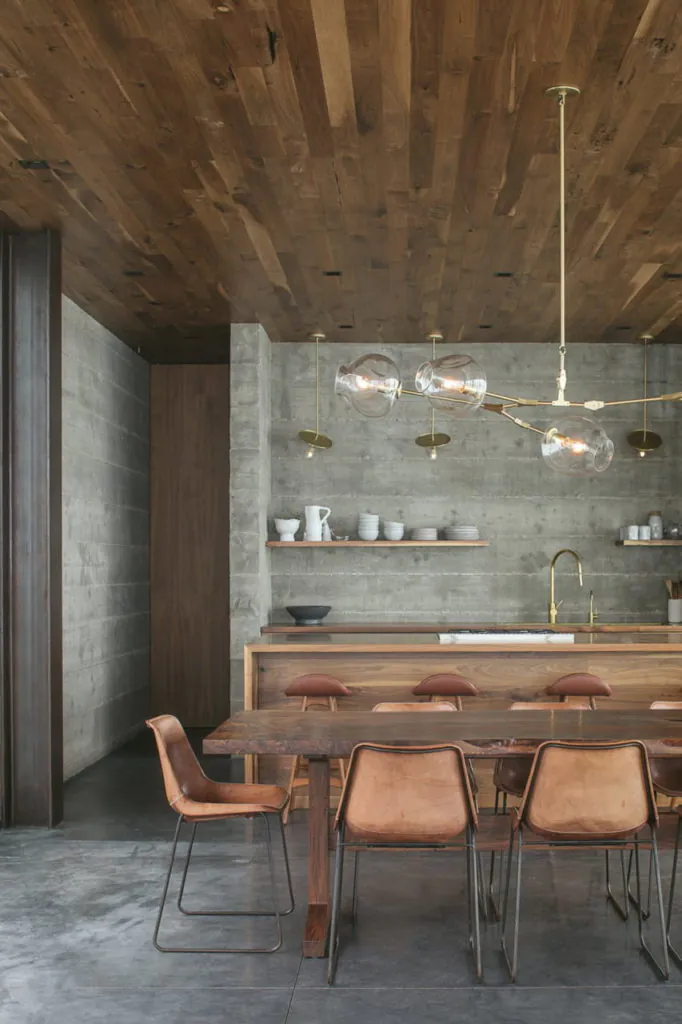 meja dapur kayu atas keramik