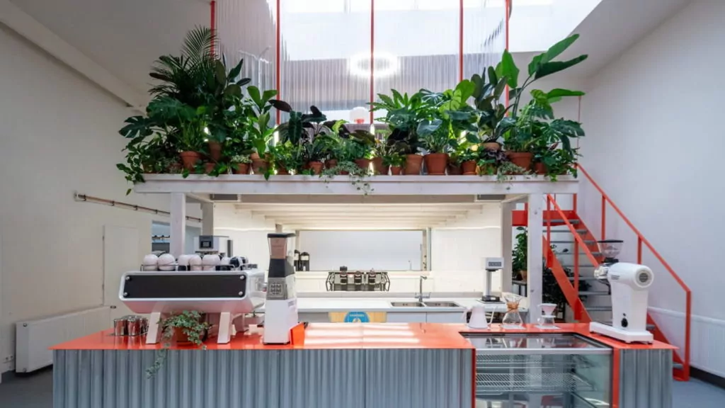 banner mini bar cafe