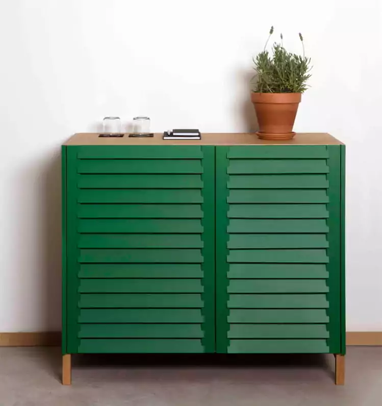 mini bar rumah dengan melamin hijau