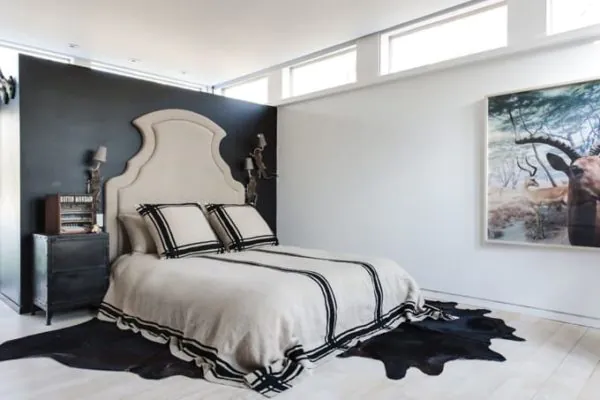 dekor kamar serba hitam putih