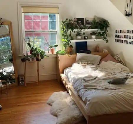 dekorasi kamar aesthetic rak shabby