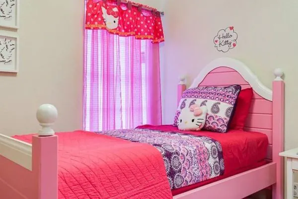 dekorasi kamar ala hello kitty