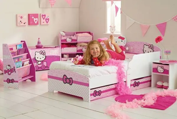 dekorasi kamar anak hello kitty