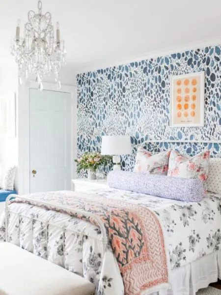 kamar anak perempuan mewah