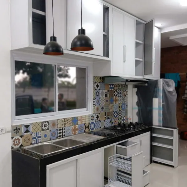 kitchen set kaca alumunium