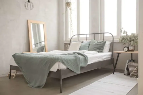 banner dekorasi kamar tidur sempit remaja sederhana