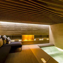 banner kamar mandi mewah