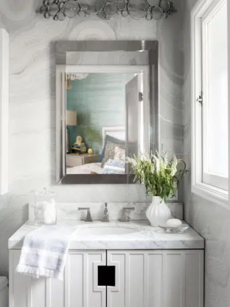 kamar mandi kecil minimalis 1x2 abu abu