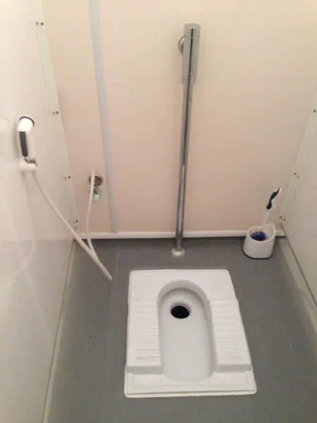 kamar mandi minimalis wc jongkok
