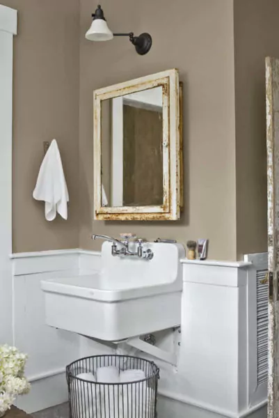 kamar mandi sederhana tanpa keramik modern