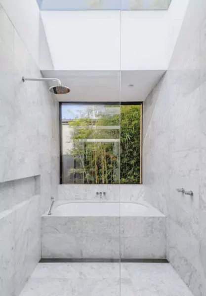 kamar mandi sederhana tapi bersih ukuran 2x3