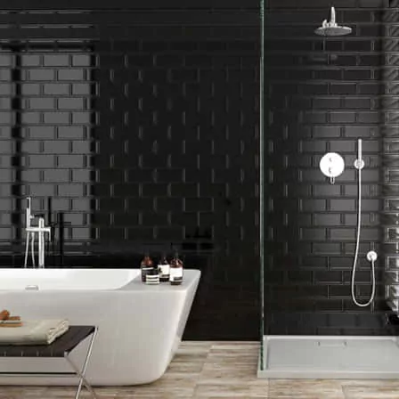 keramik dinding kamar mandi hitam