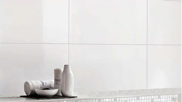 keramik kamar mandi warna platinum
