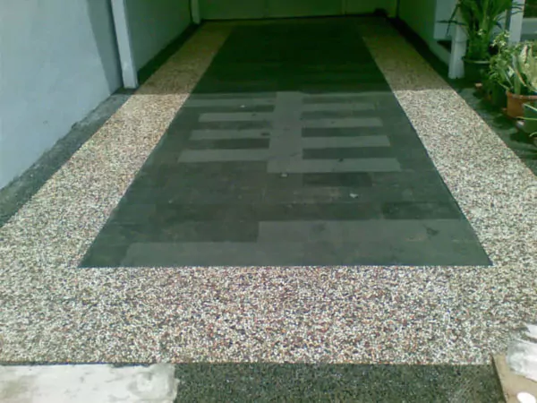 keramik lantai teras warna hijau