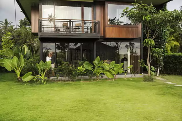 banner taman rumah minimalis