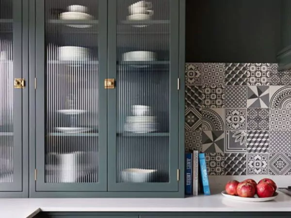 kitchen set kaca fluted