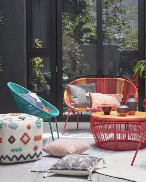kursi taman minimalis colorful