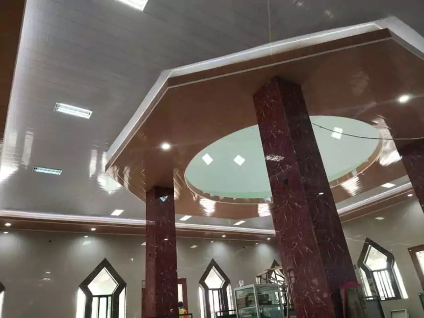 banner plafon pvc masjid