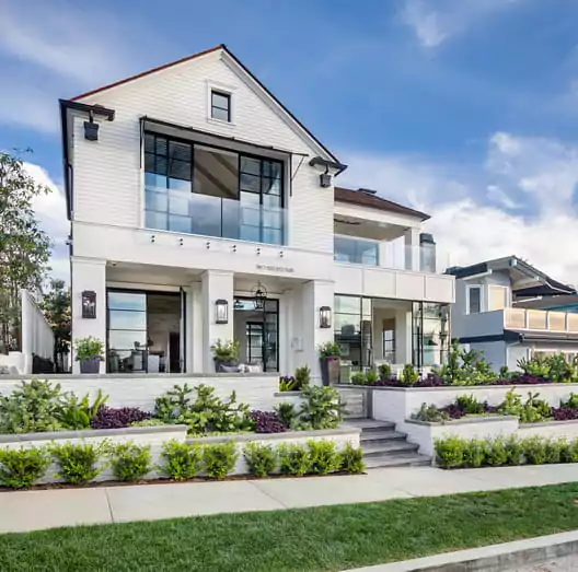 warna cat rumah bagian luar yang elegan - putih