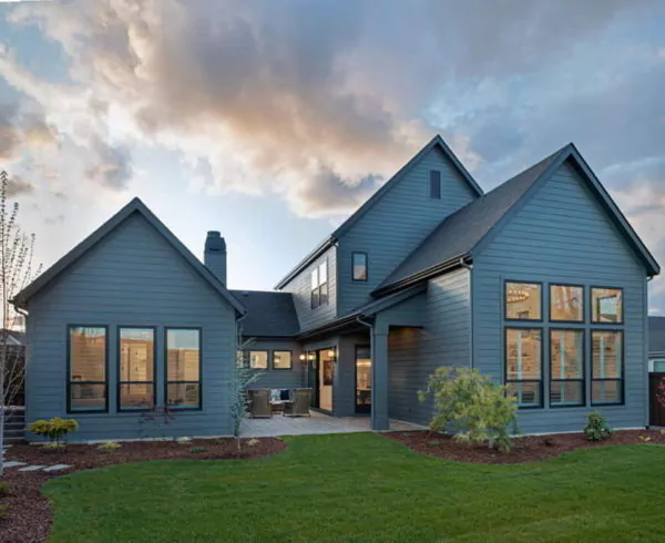 warna cat rumah yang sejuk bagian luar - blue green