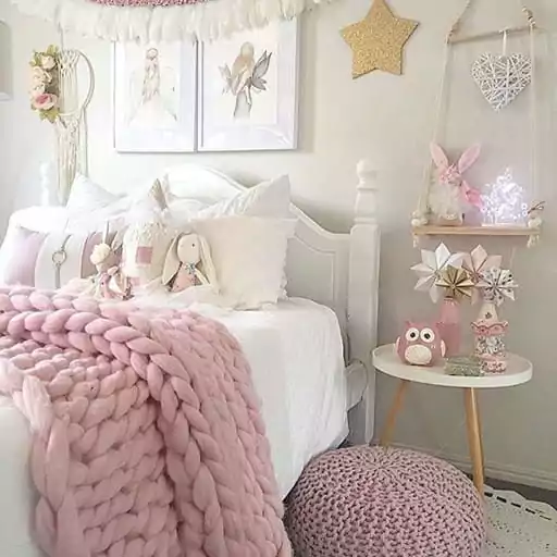 warna cat kamar yang bagus untuk perempuan - abu abu muda