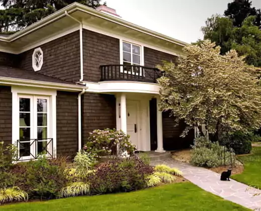 warna cat bagian luar elegan - cokelat