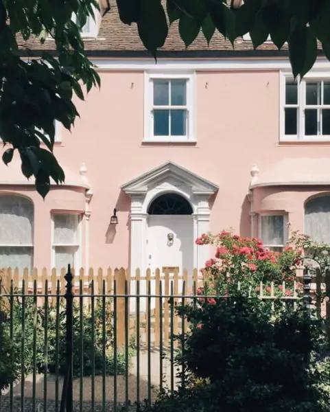 warna cat rumah yang cantik terkini - pink