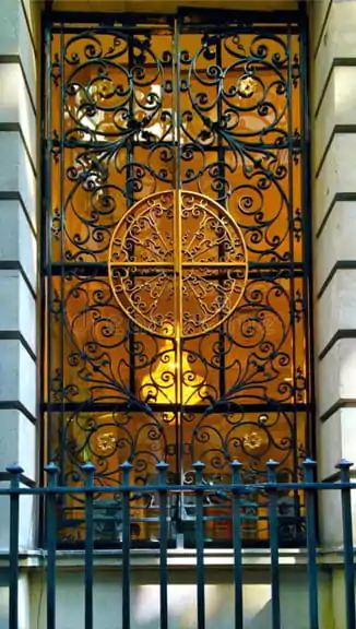 model teralis jendela klasik - mewah