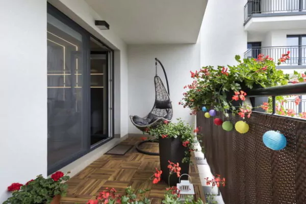 model teras rumah masa kini lantai vynil