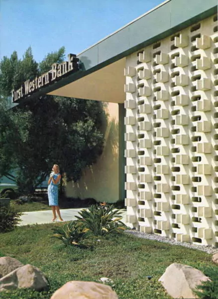 roster dinding teras bentuk 3d