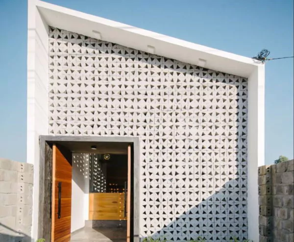 roster dinding teras untuk fasad