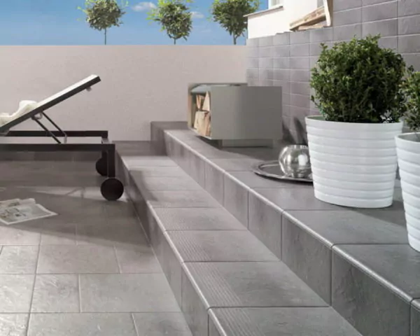 warna cat teras rumah minimalis modern - abu abu