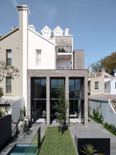 desain teras rumah depan lantai keramik