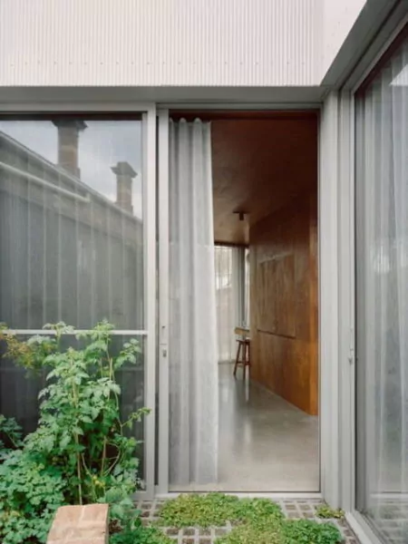 desain teras rumah minimalis dengan taman