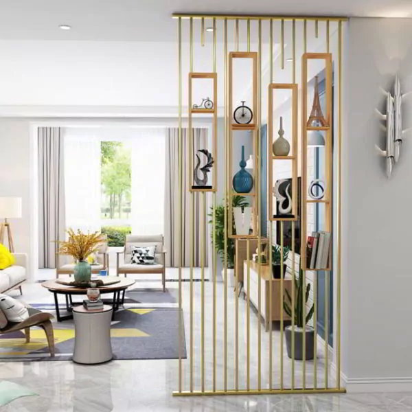 gunakan sekat dari kayu untuk membedakan antara ruang tamu dengan ruangan lain - ruang tamu kecil 2x3