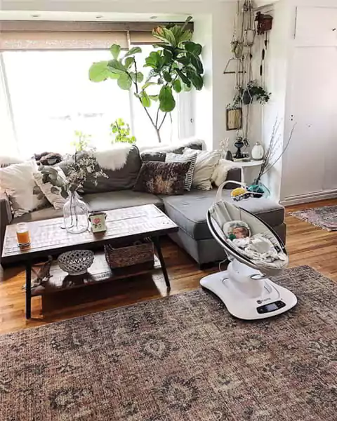 karpet untuk ruang tamu dengan bahan yang halus juga bisa menjadi pertimbangan - ruang tamu type 36 60