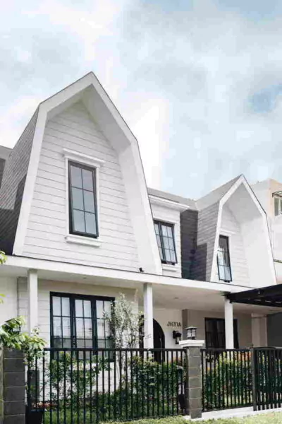 Pagar besi minimalis