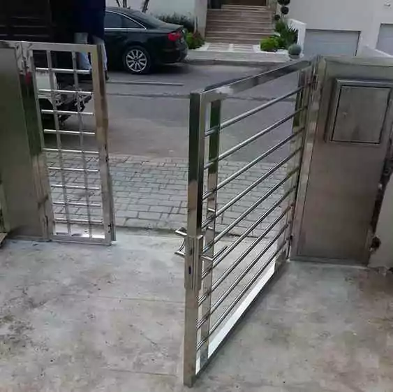 Pagar stainless