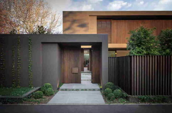 Pagar besi minimalis