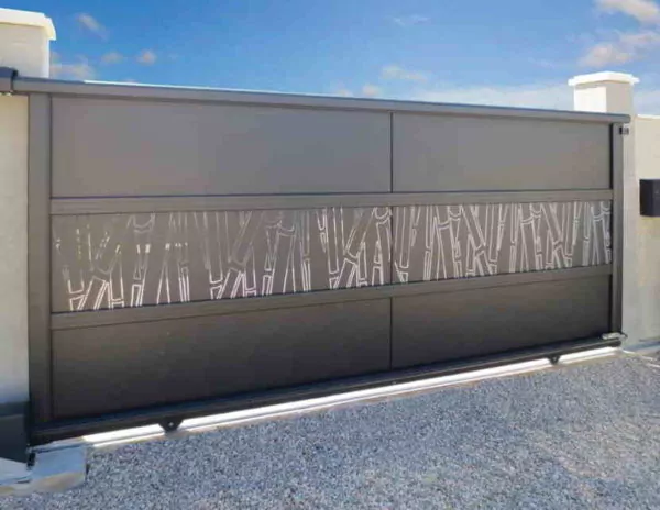 Pagar besi minimalis