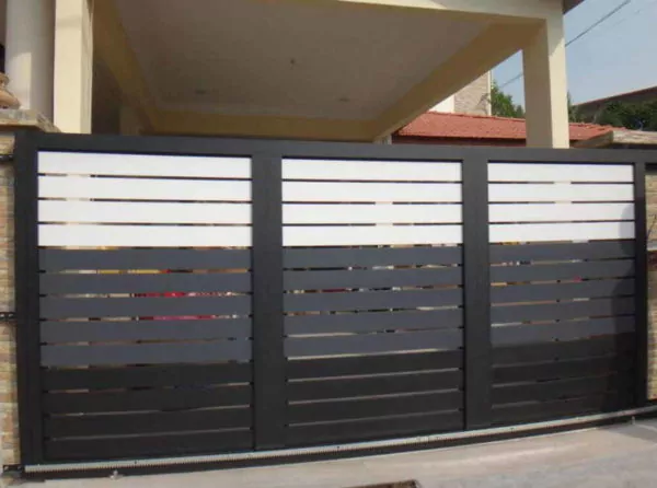 Pagar besi minimalis