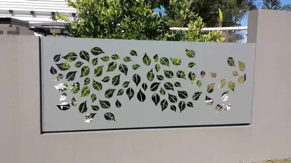 Pagar besi minimalis