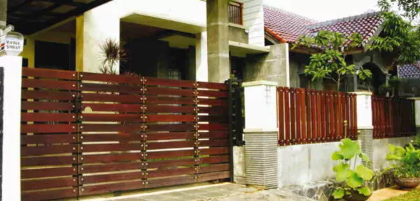 pagar kayu